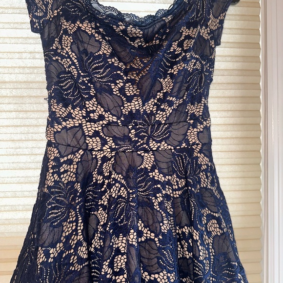 Chic Navy Floral Lace Dress - Picture 1 of 4